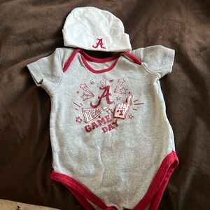 Roll Tide!!! 6/9 month grey/red onesie with white hat